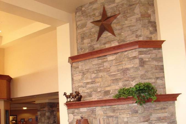 fireplace84B61EDC-AD97-5C84-8A87-EF01B771B9EE.jpg